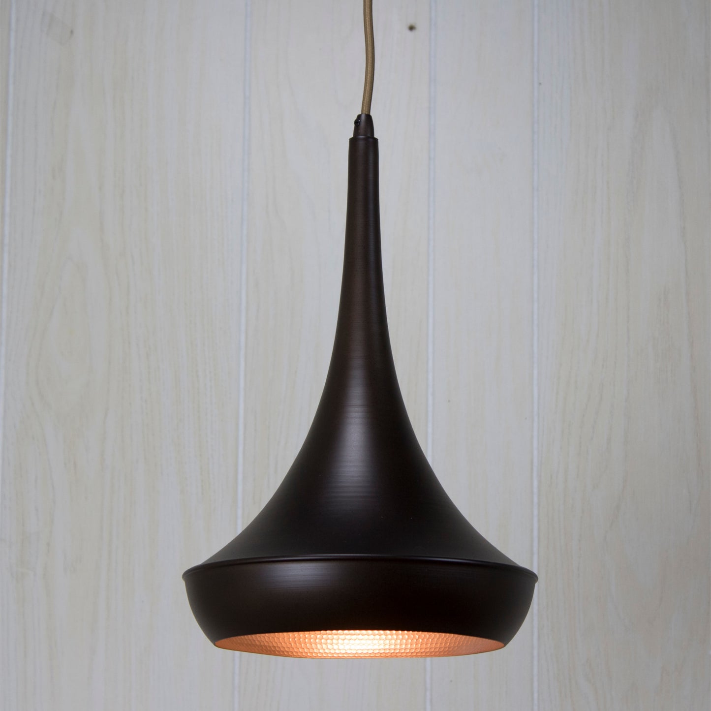 1-Light Pendant Oiled Bronze by Quorum. Modern Design Perfect for updating a kitchen island, over a bar, or adding a fresh look to a bathroom